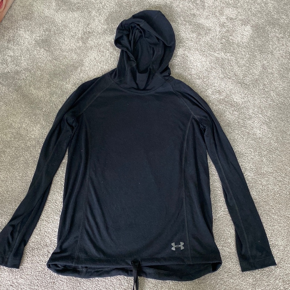 3 for 15$ group 
Under armor long sleeve shirt